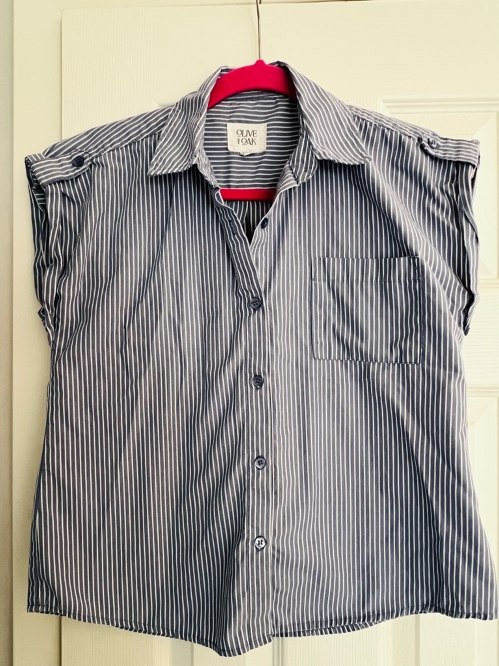Olive + Oak blue white striped sleeveless button-up shirt Women XS